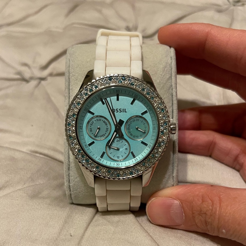 Tiffany blue Fossil watch